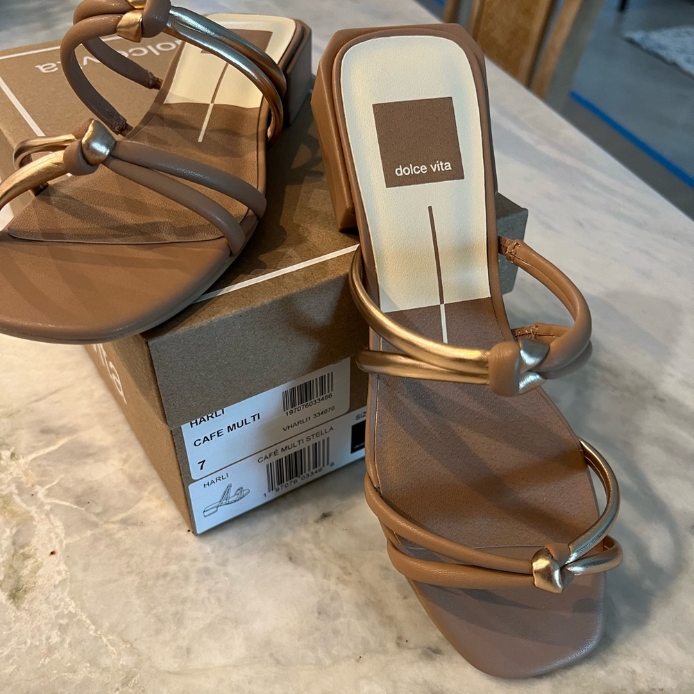 Dolce Vita Harli Sandal